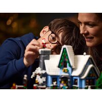 LEGO Creator Expert 10293 В ожидании Санты Image #21