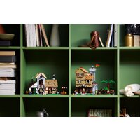 LEGO Icons 10332 Средневековая городская площадь Image #14