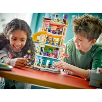 LEGO Friends 41748 Общественный центр Хартлейк-Сити Image #9