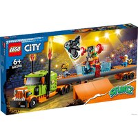 LEGO City Stuntz 60294 Грузовик для шоу каскадеров