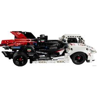 LEGO Technic 42137 Formula E Porsche 99X Electric Image #28