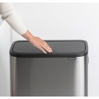 Brabantia Bo Touch Bin Hi 2 x 30 л (стальной с защитой от отпечатков) Image #9