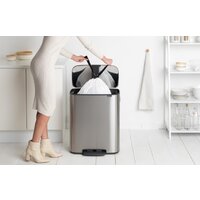 Brabantia Bo Pedal Bin 60 л (стальной матовый) Image #8