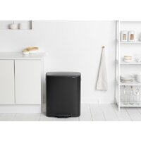 Brabantia Bo Pedal Bin 60 л (черный матовый) Image #15