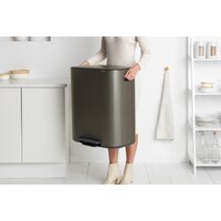 Brabantia Bo Pedal Bin 60 л (платиновый) Image #11