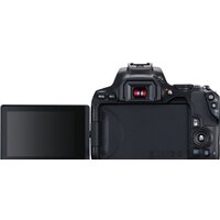 Canon EOS 250D Kit 18-55 f/3.5-5.6 III (черный) Image #8