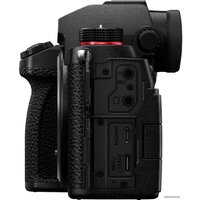 Panasonic Lumix S DC-S5 Body Image #7