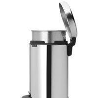Brabantia Pedal Bin NewIcon с корзиной 12 л (стальной полированный) Image #3