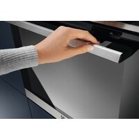 Electrolux EOC8P39WX Image #5