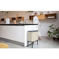 Brabantia Bo Touch Bin 3x11 л (бежевый) Image #6