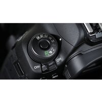 Canon EOS 5D Mark IV Body Image #11