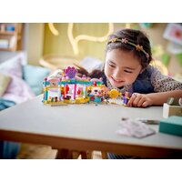 LEGO Friends 42649 Кондитерская в Хартлейк-Сити Image #11
