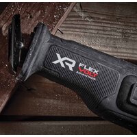 DeWalt DCS386NT-XJ (без АКБ) Image #3